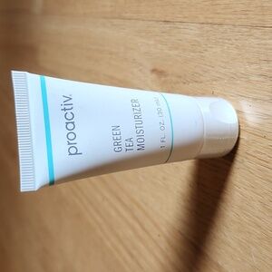UNOPENED Proactiv Green Tea Moisturizer
